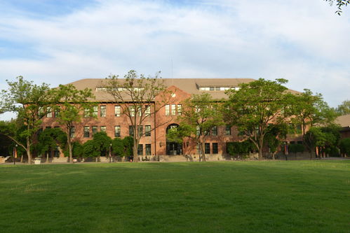清华大学成立新学院